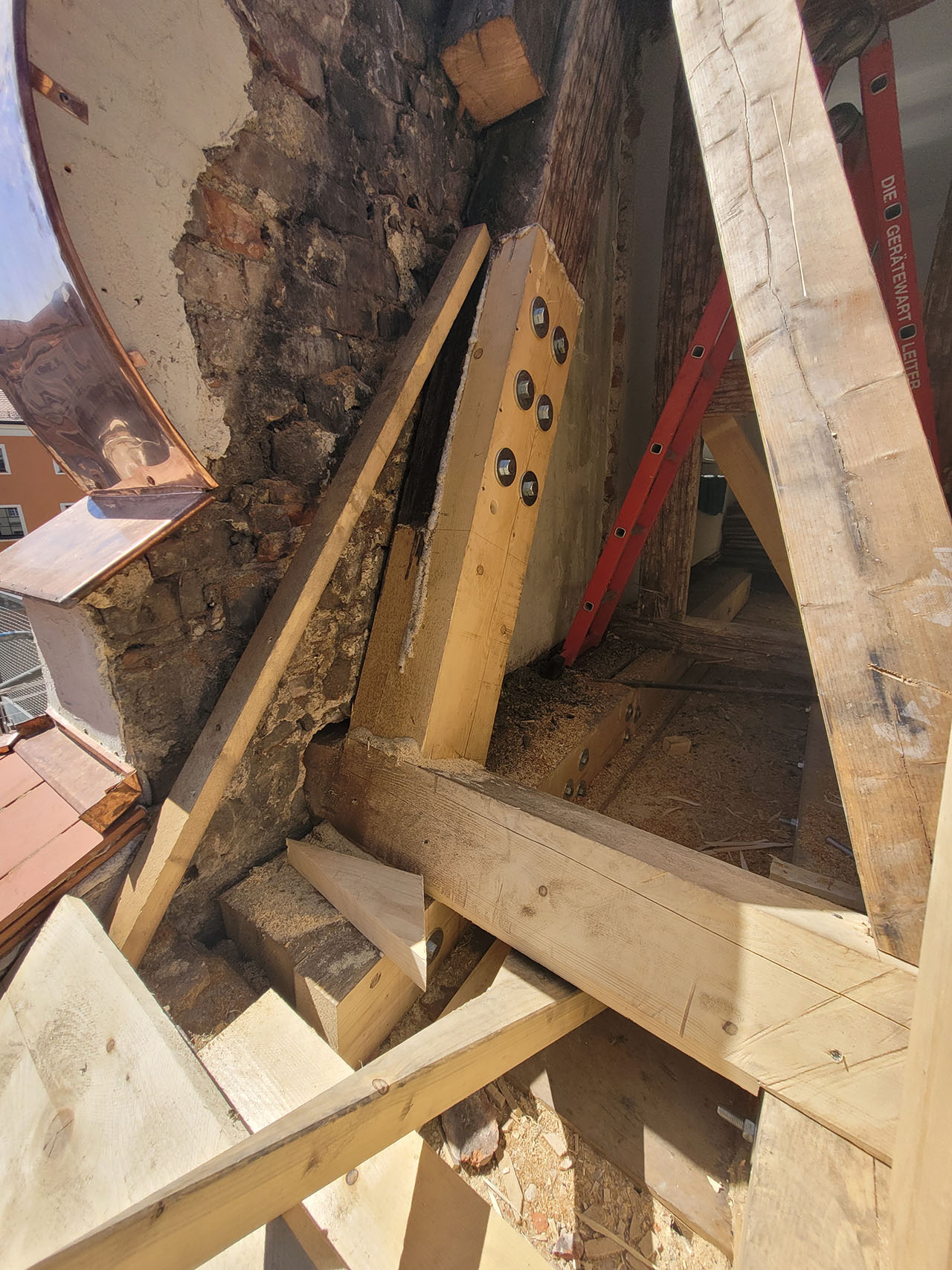 Dach- und Fassadensanierung, Haidplatz, Regensburg